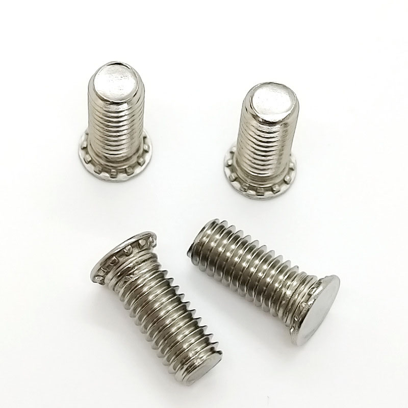 Burua ezkutatutako haririk gabeko zurtoinak