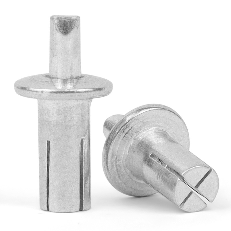 Materialak Fusion Core Penetrating Rivet